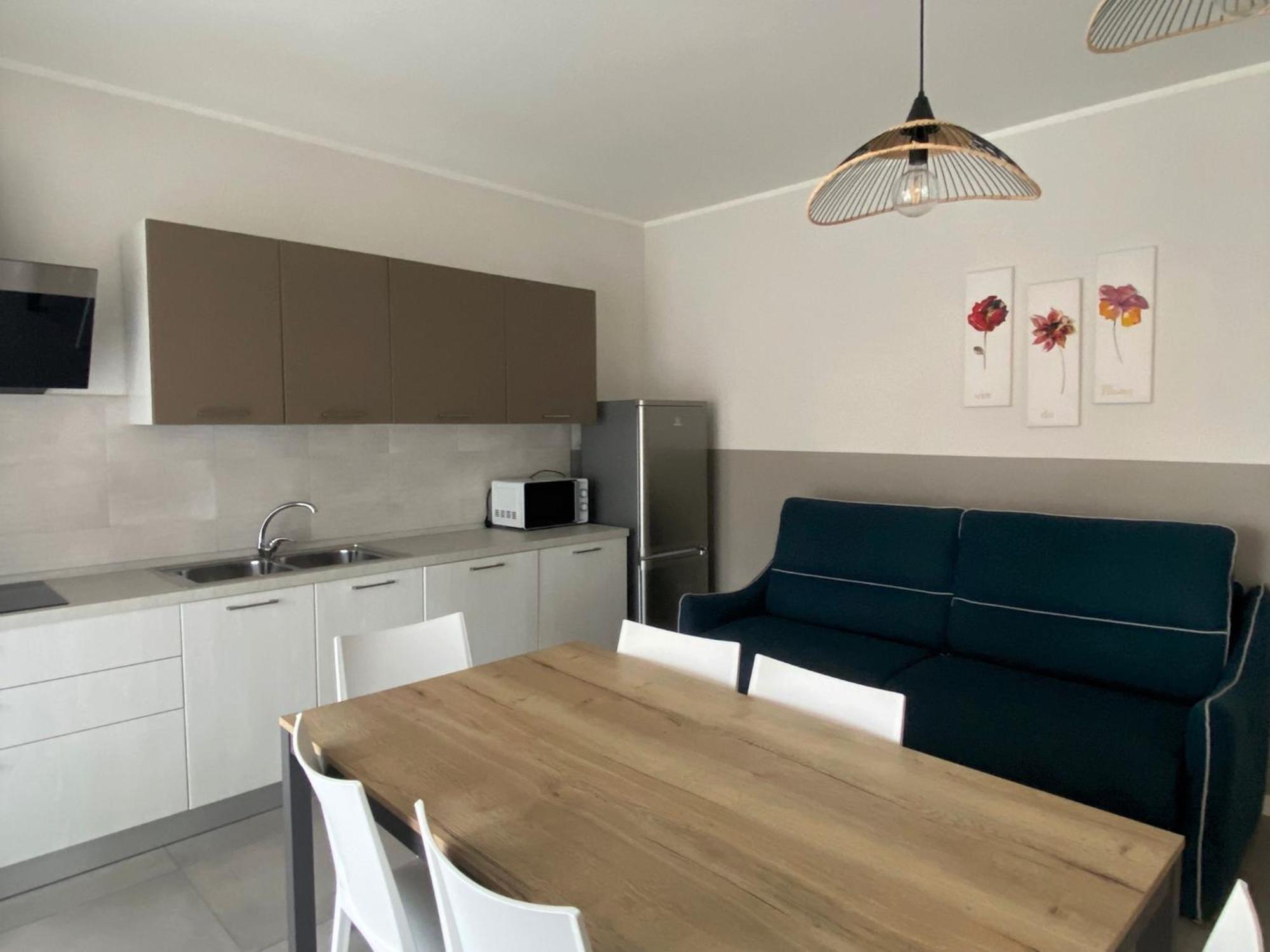 The Prince - Luxury Apartments With Pool Peschiera del Garda Zewnętrze zdjęcie