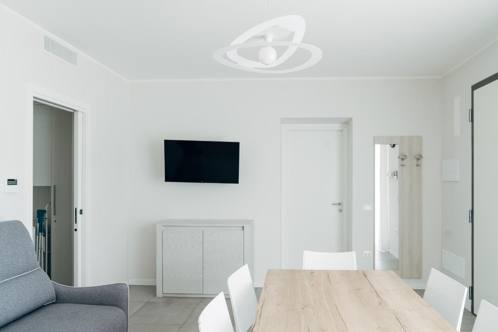 The Prince - Luxury Apartments With Pool Peschiera del Garda Zewnętrze zdjęcie