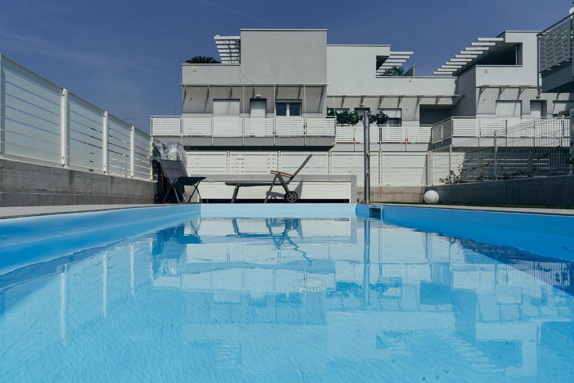 The Prince - Luxury Apartments With Pool Peschiera del Garda Zewnętrze zdjęcie