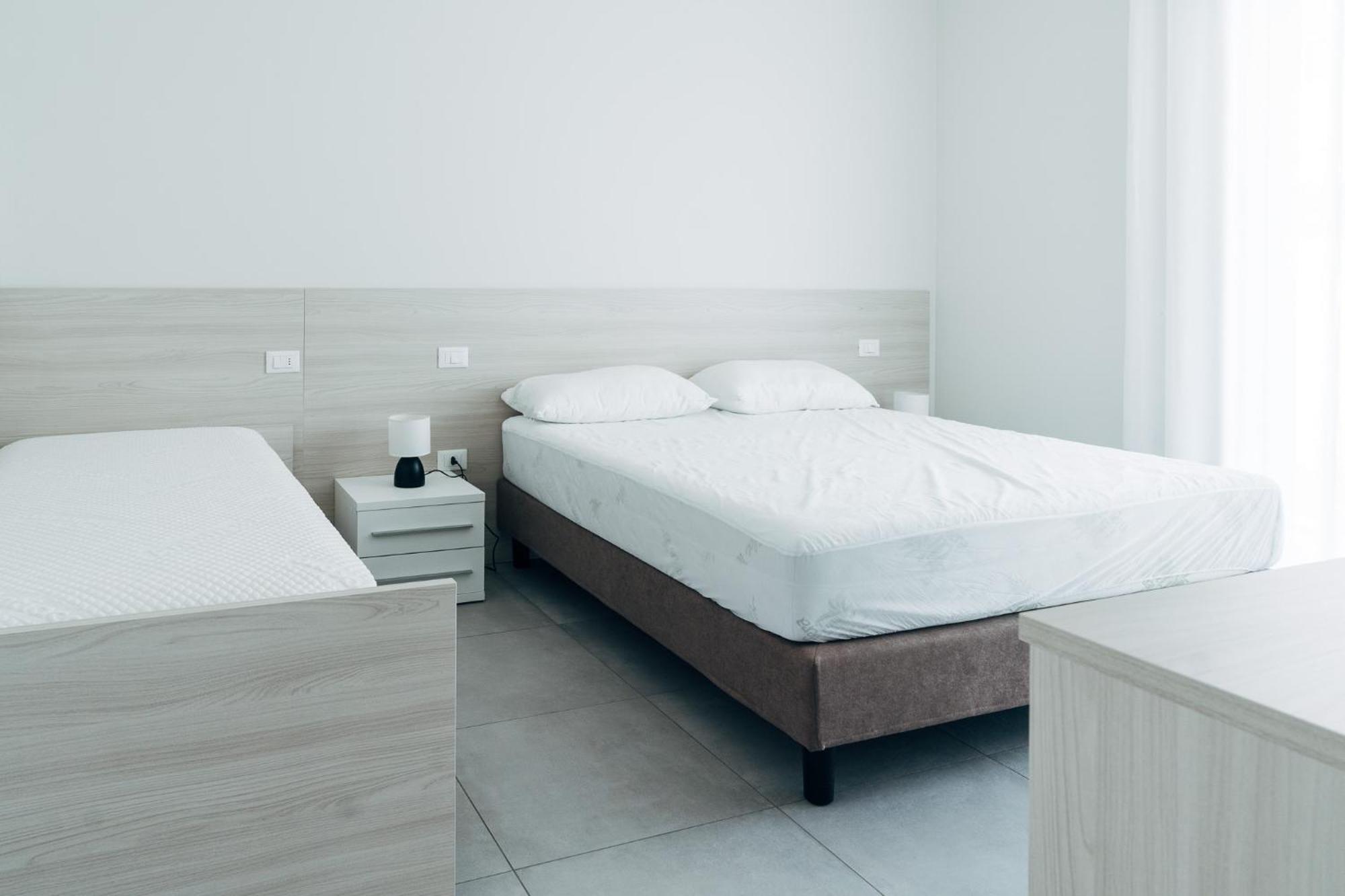 The Prince - Luxury Apartments With Pool Peschiera del Garda Zewnętrze zdjęcie