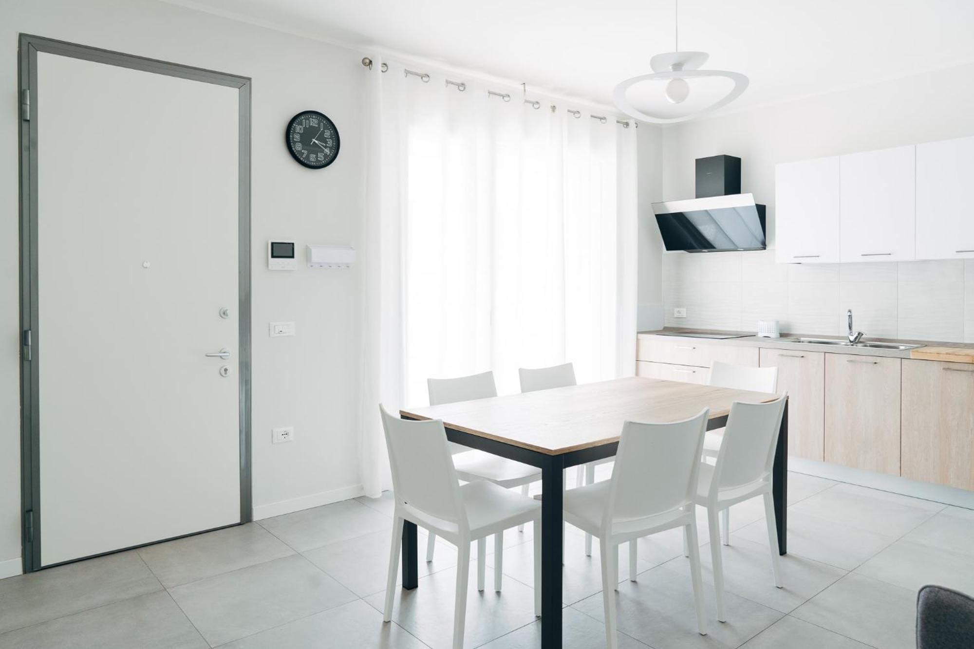 The Prince - Luxury Apartments With Pool Peschiera del Garda Zewnętrze zdjęcie